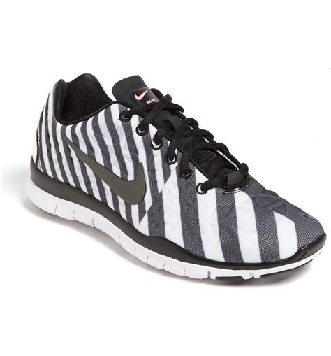 Amazon.com: Nike Free Tr Fit 3